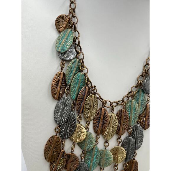 St. Thomas Vintage Mixed Metal Bronze and Green Cascading Leaves Bib Necklace - Picture 3 of 7
